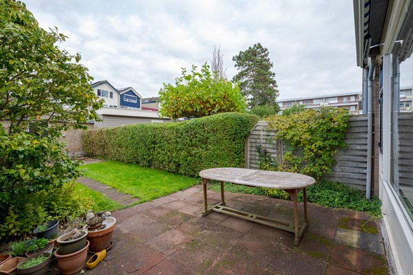 Medium property photo - Professor van der Waalslaan 16, 2251 GH Voorschoten